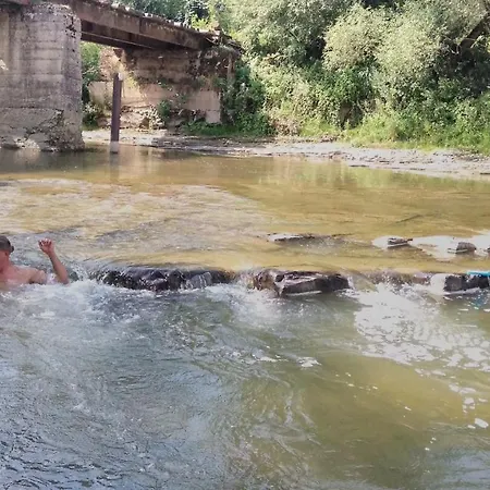 Отель Bilovoddya